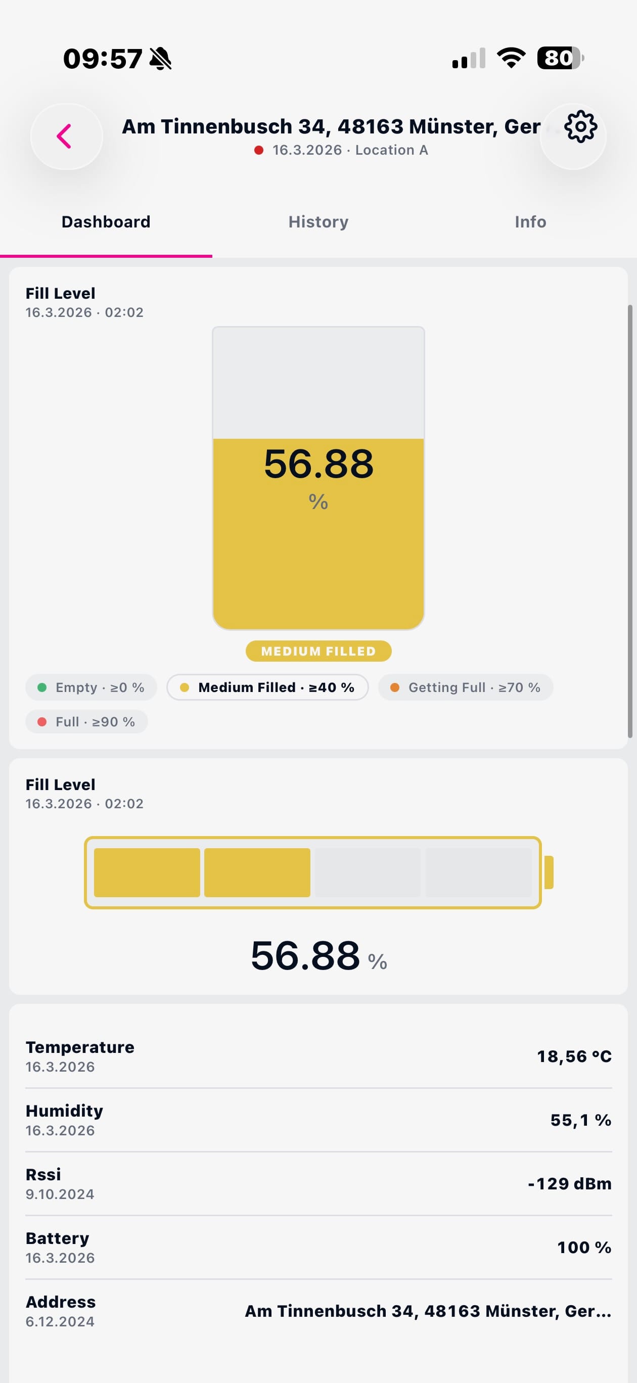 Datacake App showing temperature and humidity gauge widgets